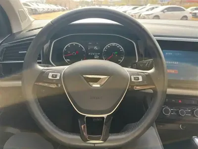 Jetta VS5