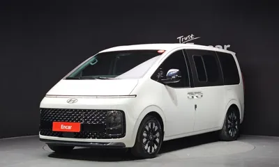 Hyundai Staria