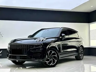 Lynk & Co 09