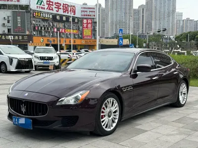Maserati Quattroporte