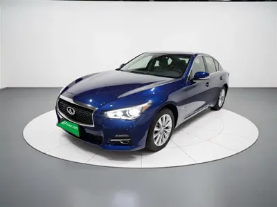 Infiniti Q50L
