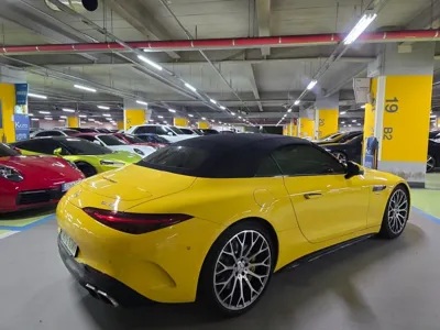 Mercedes-Benz SL-Class