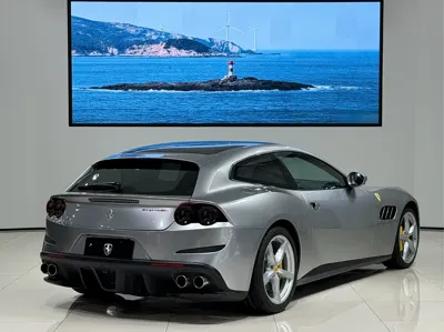 Ferrari GTC4Lusso