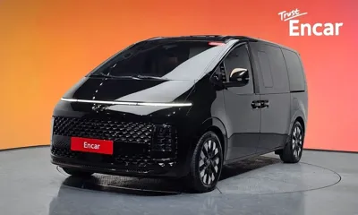 Hyundai Staria