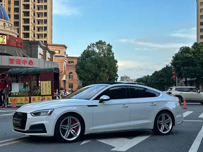 Audi A5 (Import)