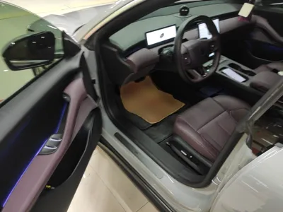 Nio ET5