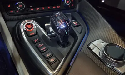 BMW i8