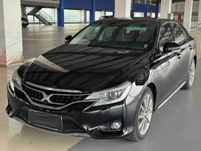 Toyota Reiz