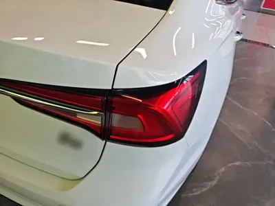 Roewe i5