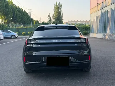 Zeekr 001