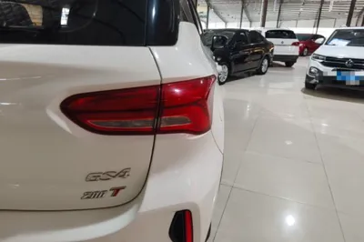 GAC Trumpchi GS4