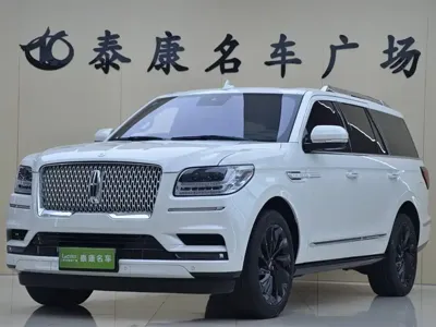 Lincoln Navigator