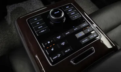 Hyundai Equus