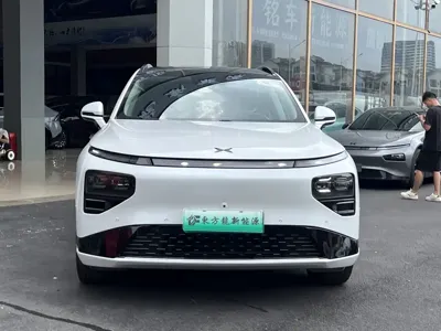 Xpeng G9