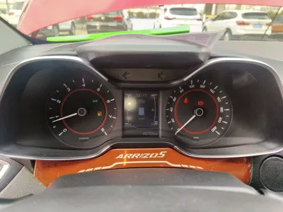 Chery Arrizo 5