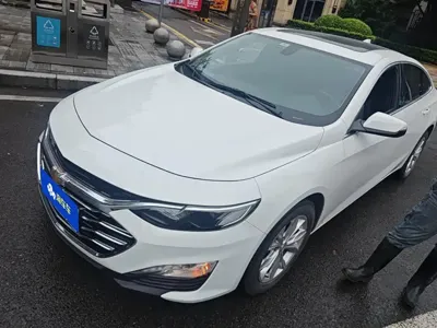 Chevrolet Malibu XL