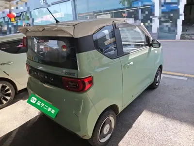 Wuling MINIEV