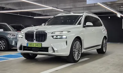 BMW X7