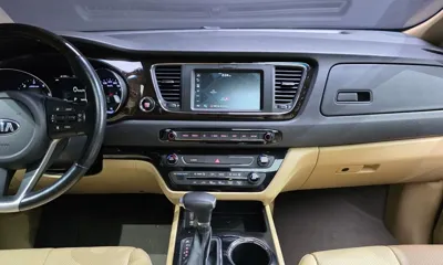 Kia Canival