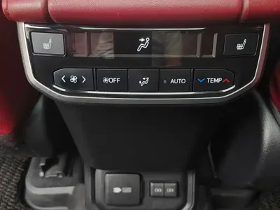 Toyota Crown Kluger