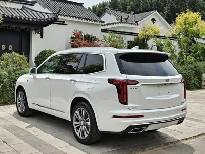 Cadillac XT6