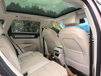 Geely ICON