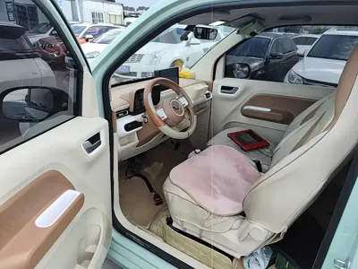 Wuling MINIEV