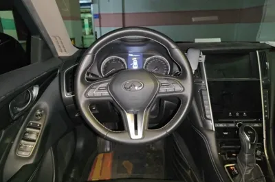 Infiniti Q50L