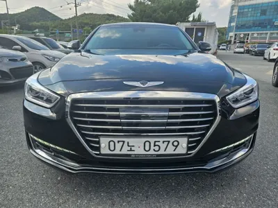 Genesis EQ900