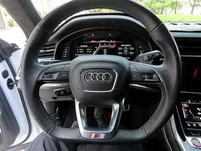 Audi SQ8
