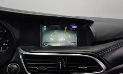 Infiniti Q30