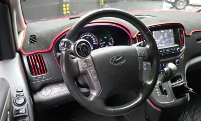 Hyundai Starex