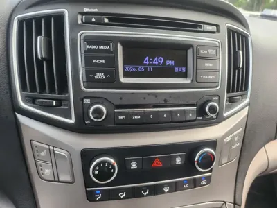 Hyundai Starex