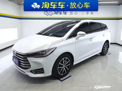 BYD MAX