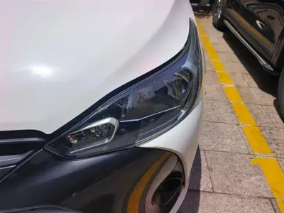 Toyota Yaris L