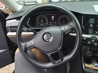 Volkswagen 帕萨特插电混动