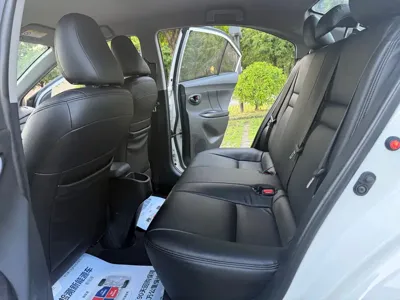 Toyota Yaris L
