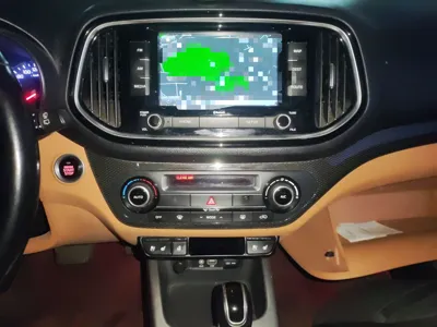 Kia KX3