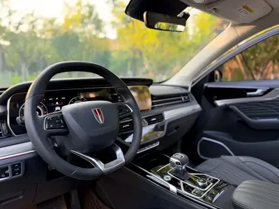 Hongqi Hongqi HS5