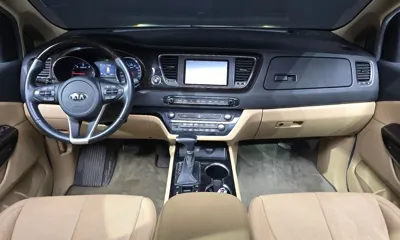 Kia Canival