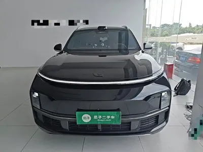 Li Auto Li L8