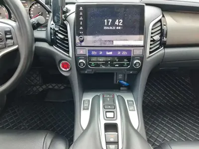 Honda UR-V