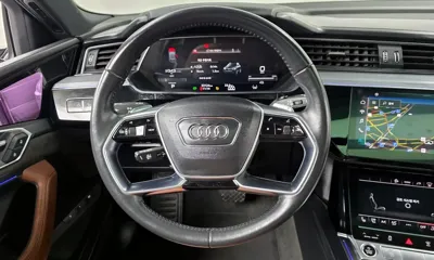 Audi e-tron