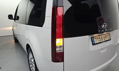 Hyundai Staria