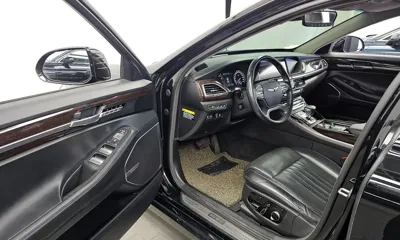 Genesis EQ900