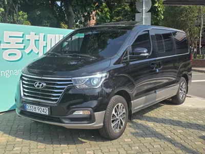 Hyundai Starex
