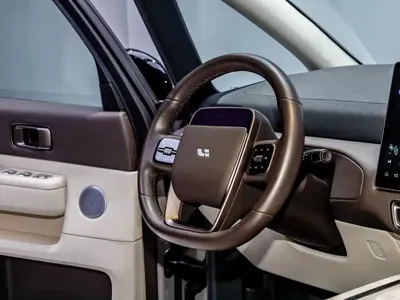 Li Auto Li MEGA
