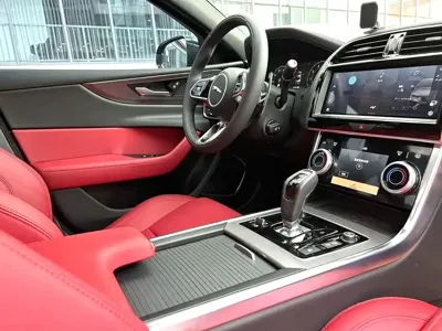 Jaguar XEL