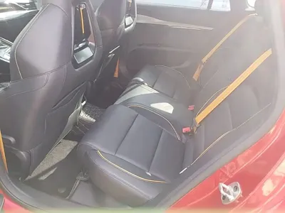 MG MG5 Scorpio