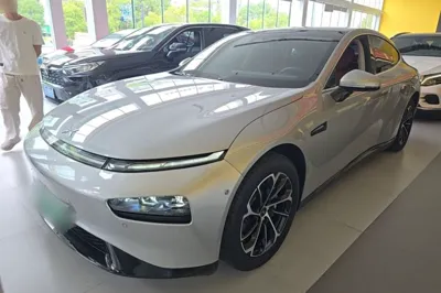Xpeng P7